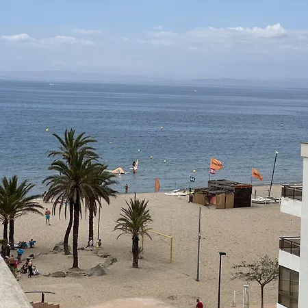 Duplex En Primera Linea De Playa Con Gran Terraza Y Piscina Comunitaria 罗萨斯