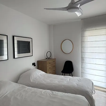 Apartment Duplex En Primera Linea De Playa Con Gran Terraza Y Piscina Comunitaria Roses