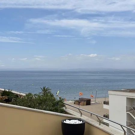 Appartement Duplex En Primera Linea De Playa Con Gran Terraza Y Piscina Comunitaria *
